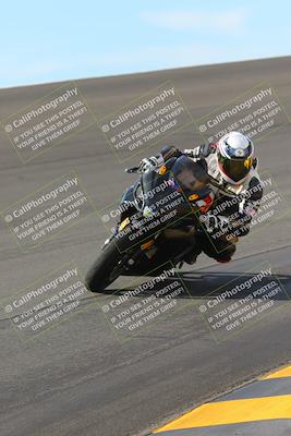 media/Nov-05-2022-SoCal Trackdays (Sat) [[f8d9b725ab]]/Bowl (1145am)/